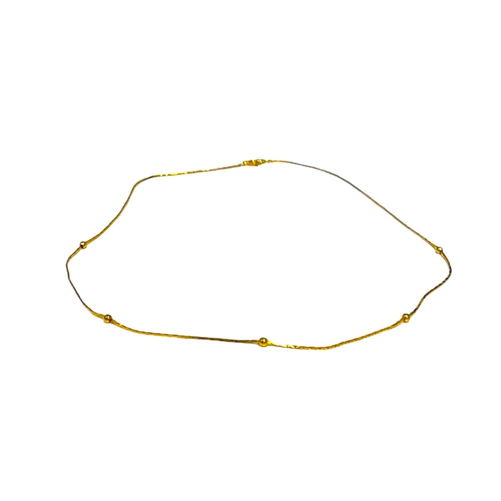 18 inch gold plated necklace. EUC